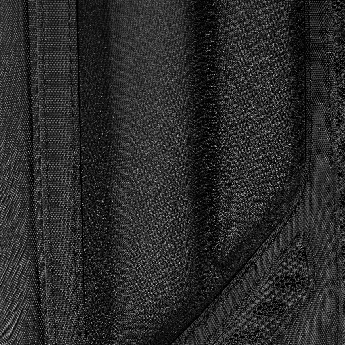 paragon-hydration-pack-h2 Paragon_Black_Texture.png